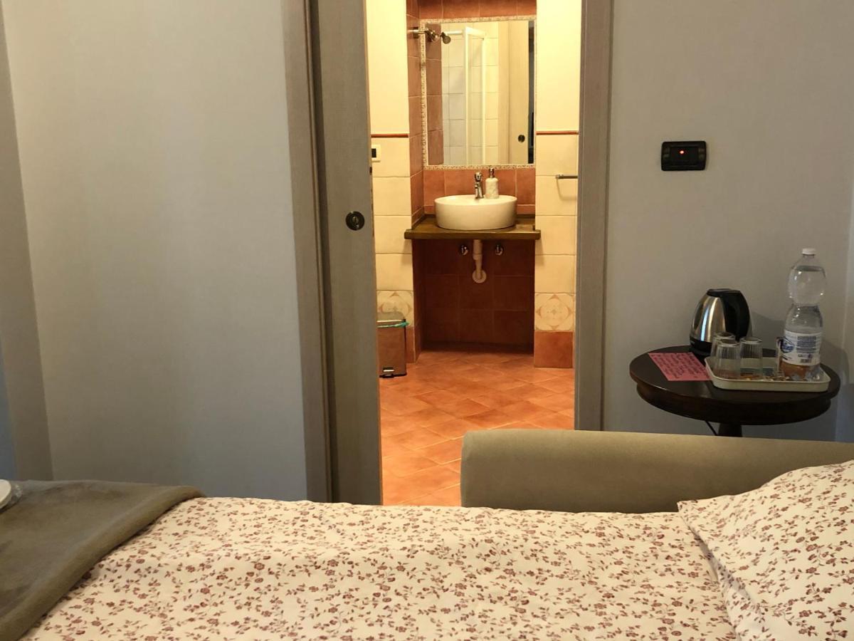 La Bonauda Hotel Valperga Bagian luar foto