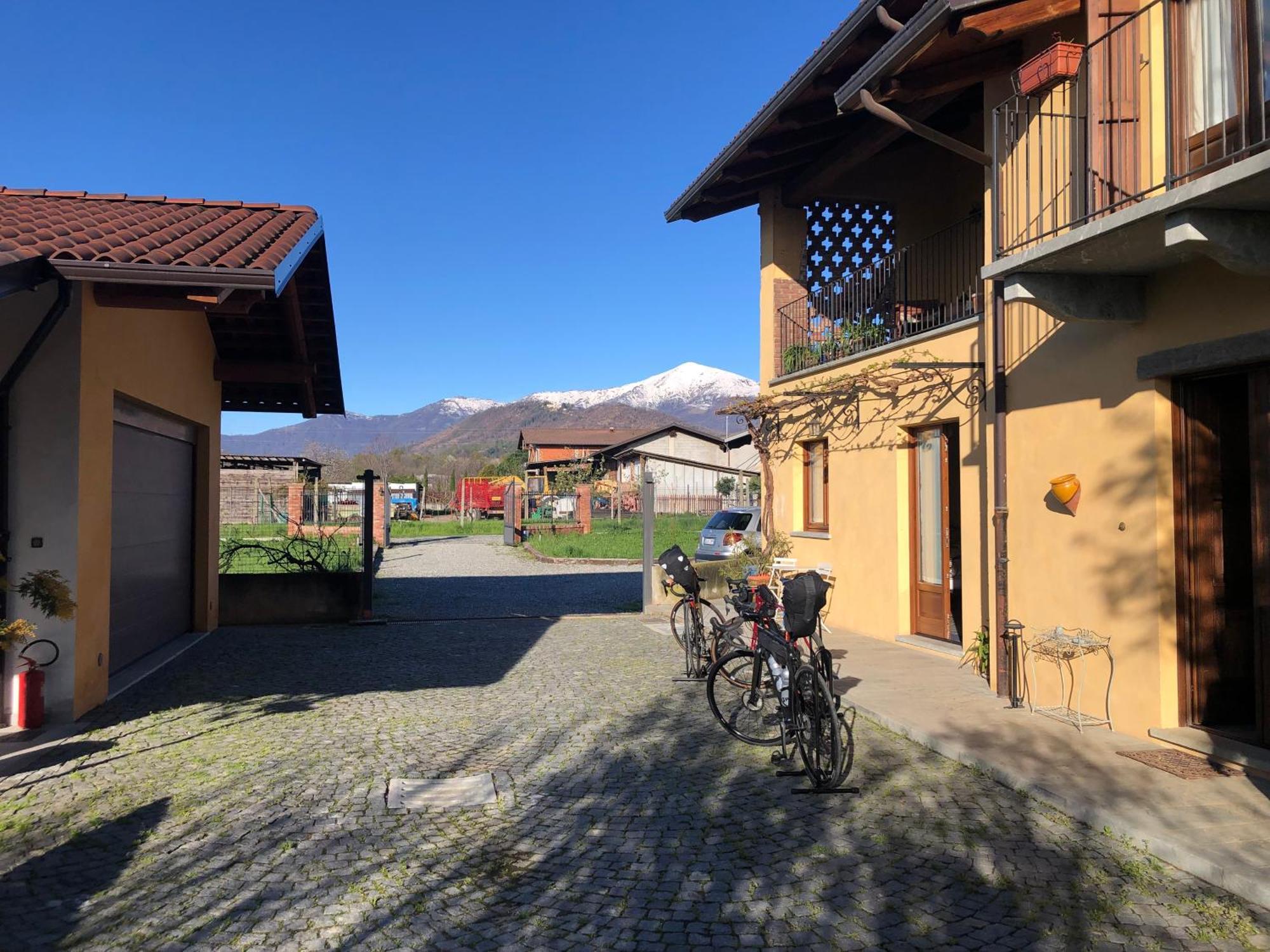 La Bonauda Hotel Valperga Bagian luar foto