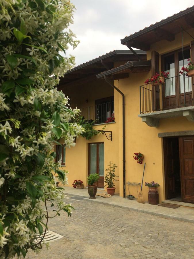 La Bonauda Hotel Valperga Bagian luar foto